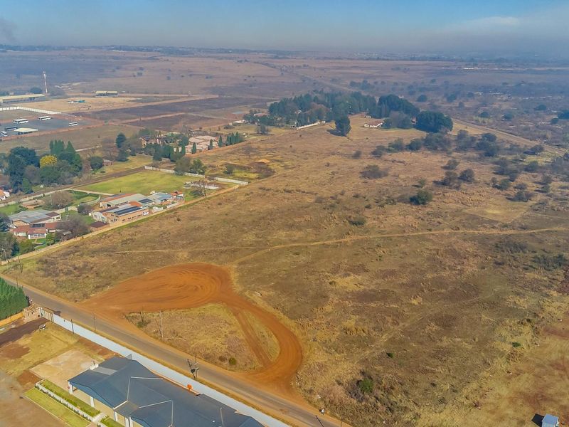 Rare Piece of Land For Sale! - Photo 7