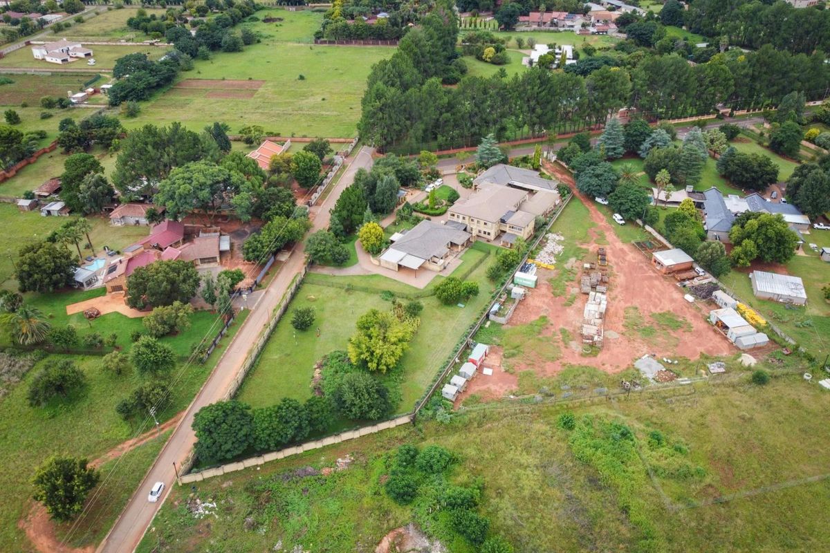 Looking for a home to accommodate the parents and in-laws? - Photo 5