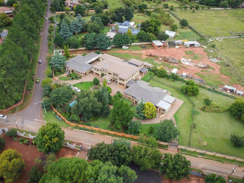 Looking for a home to accommodate the parents and in-laws? - Photo 3
