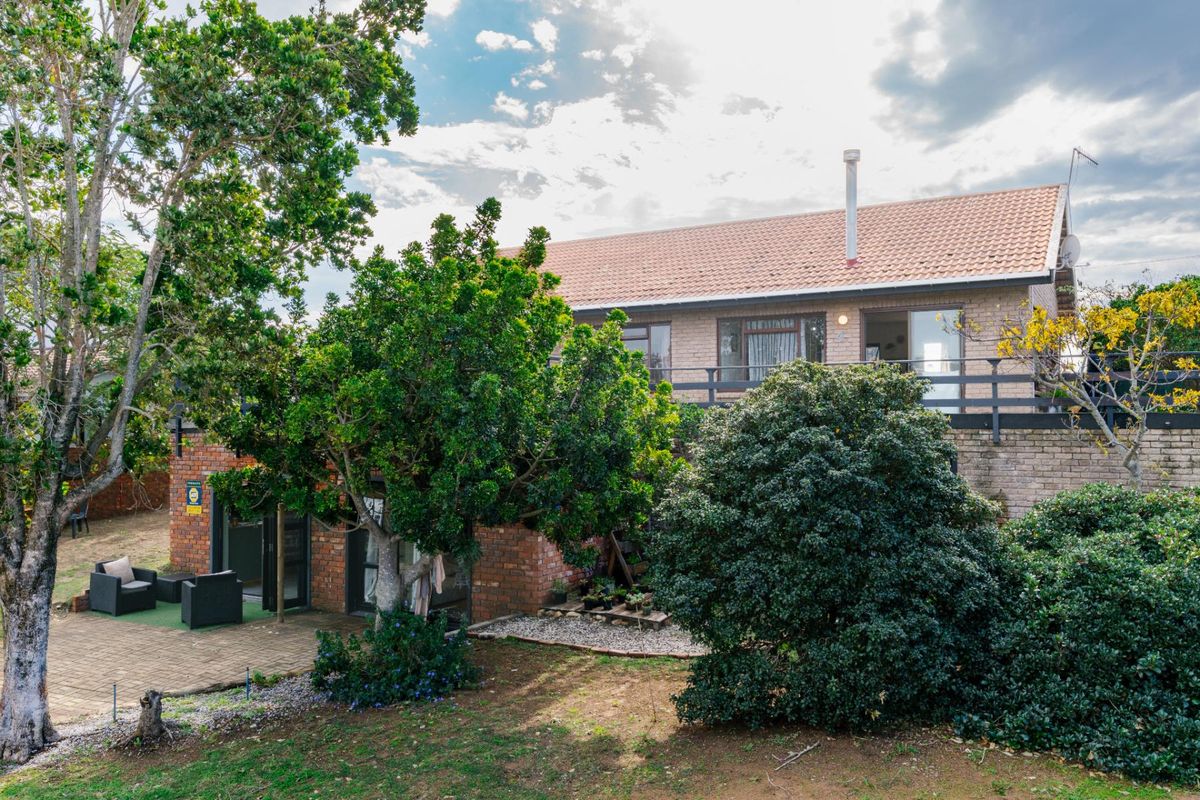 Perched Atop Picturesque Poortjies: Multi-Use 'Longview' Home - Photo 2