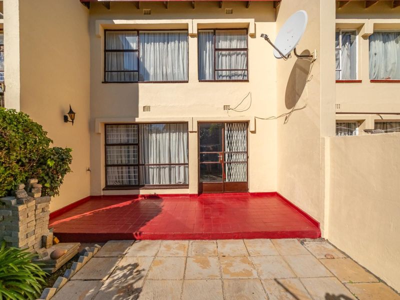 A Home of Heart and New Beginnings - Photo 4