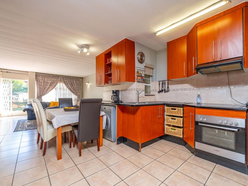 A Home of Heart and New Beginnings - Photo 10