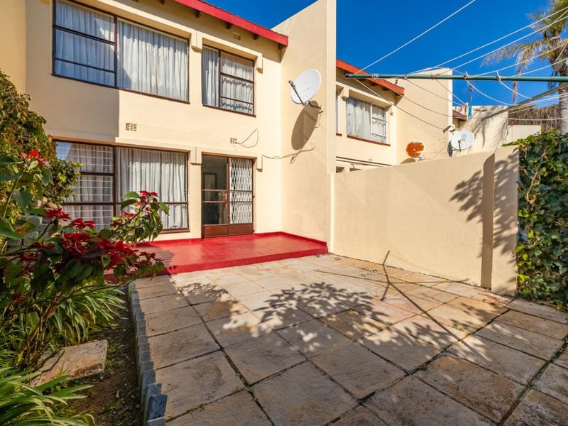 A Home of Heart and New Beginnings - Photo 2