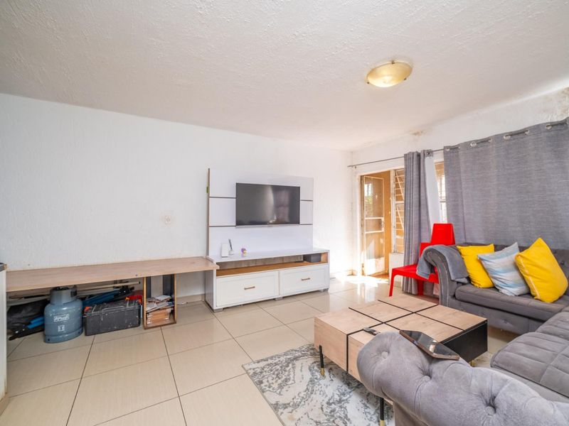 First Time Buyers and investors - Photo 4
