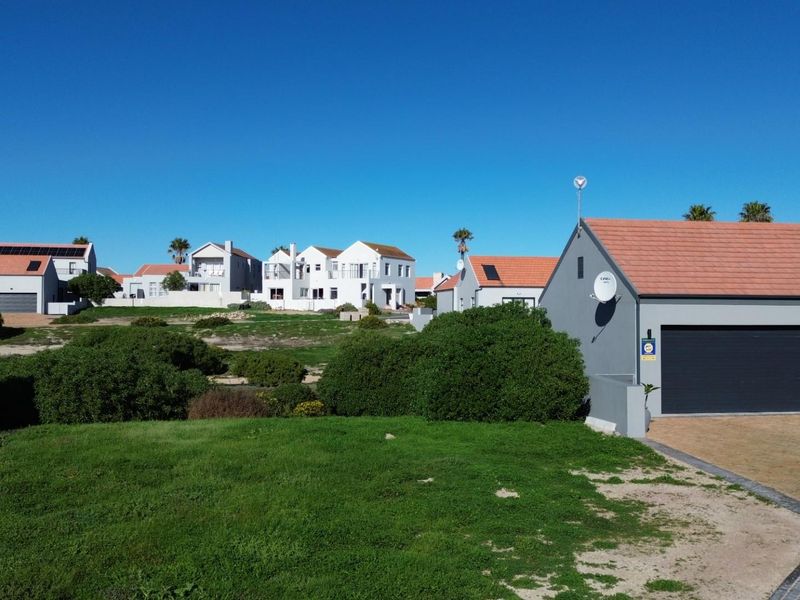 Waterfront Stand In Secure Estate - Photo 2