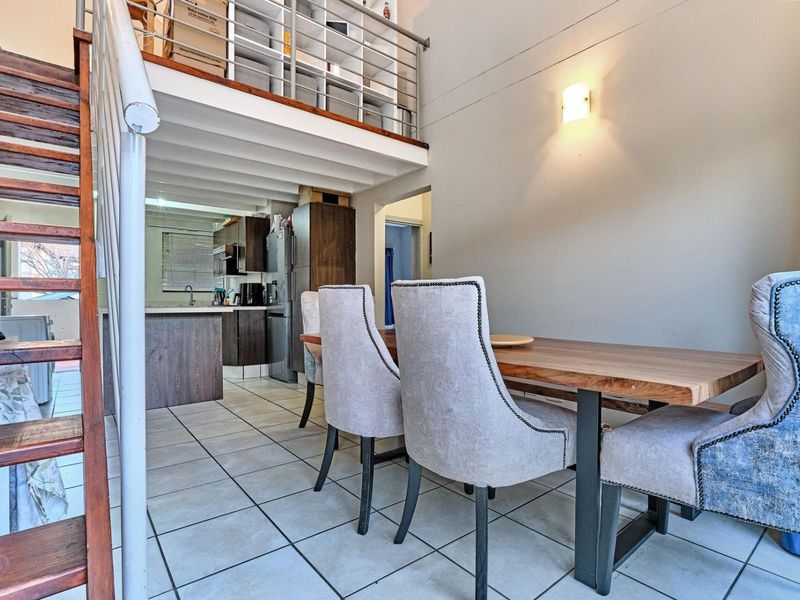 Secure Estate Living, Modern 2-Bedroom Loft Townhouse - Photo 6
