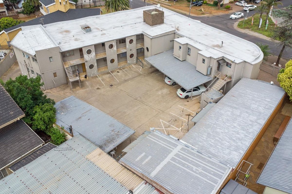 Laudium's Land Mark - For Sale - Photo 4