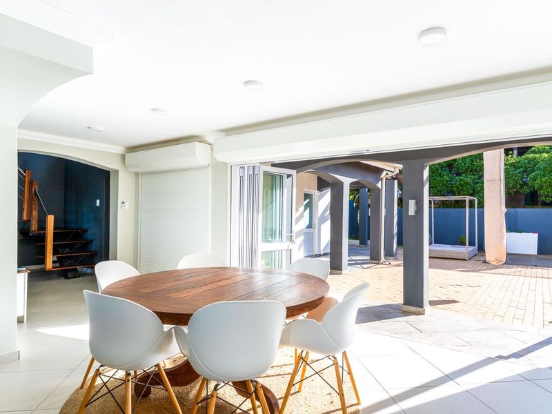 A rare coastal villa on the beach in Glentana - Photo 5