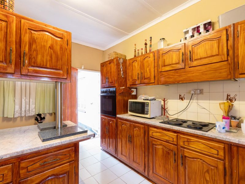 Spacious Family Home with Income-Generating Potential - Photo 9