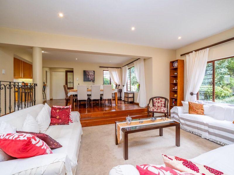 Great family home in secure estate - Photo 4