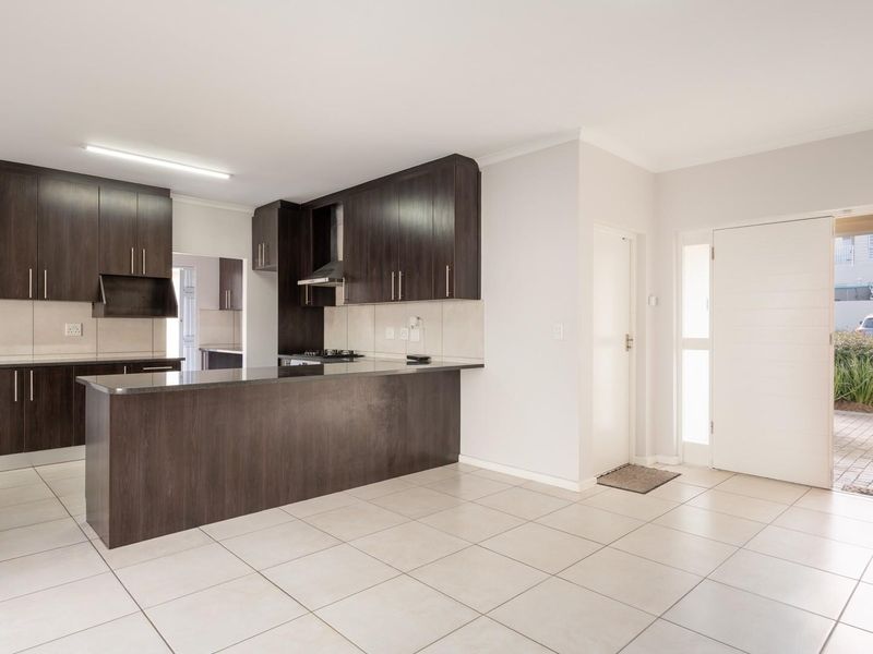 Secure and cozy three bedroom home located in La Vie Private Estate - Photo 8
