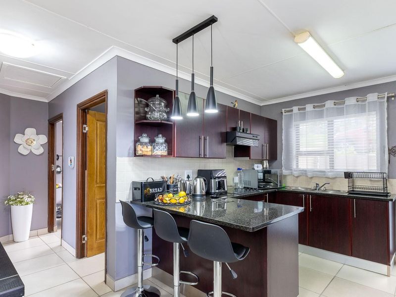 Secure, Stylish and Move-In Ready with Beautiful Ocean Views - Photo 10