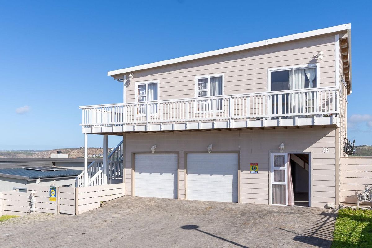 Hilltop Haven with Spectacular Ocean, Mountain and Valley Views - Photo 3