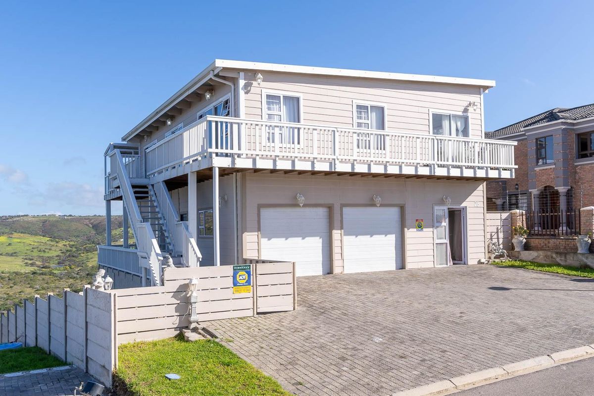 Hilltop Haven with Spectacular Ocean, Mountain and Valley Views - Photo 2