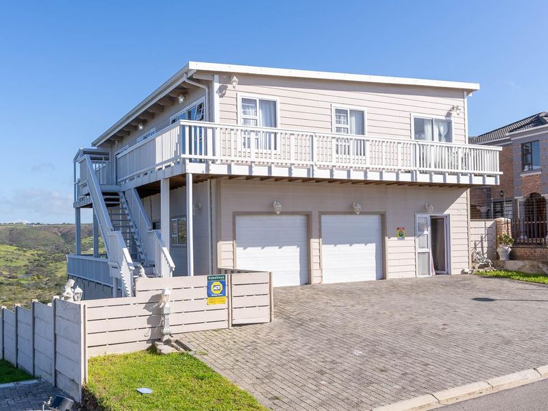 Hilltop Haven with Spectacular Ocean, Mountain and Valley Views - Photo 2