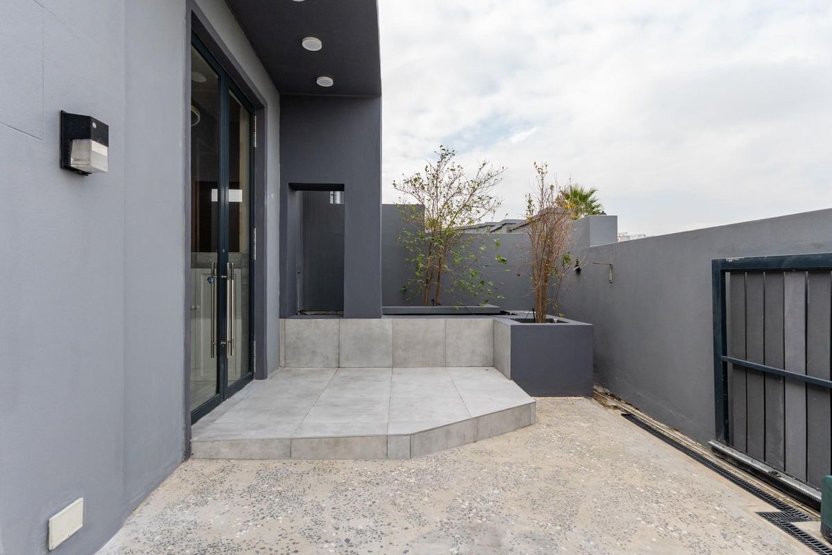 Spacious Family Home | Entertainer's Dream | Fernwood Estate - Photo 3