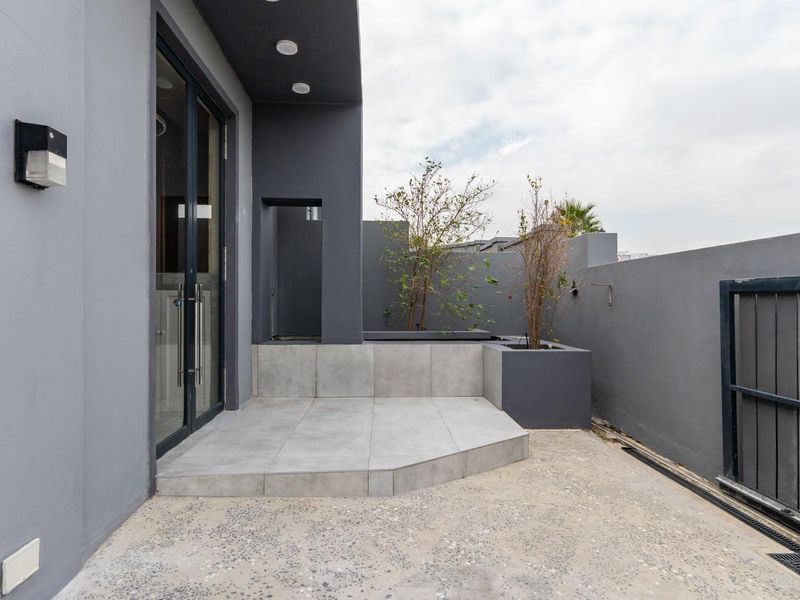 Spacious Family Home | Entertainer's Dream | Fernwood Estate - Photo 3