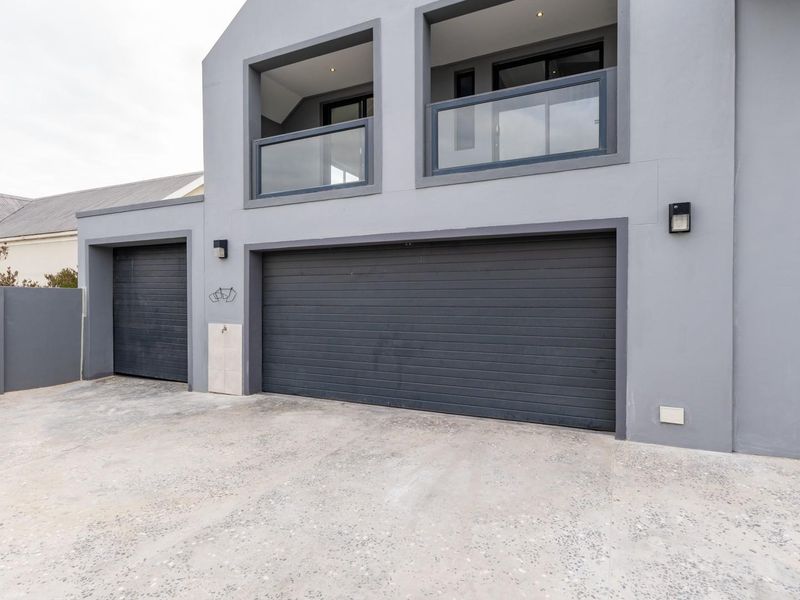 Spacious Family Home | Entertainer's Dream | Fernwood Estate - Photo 2