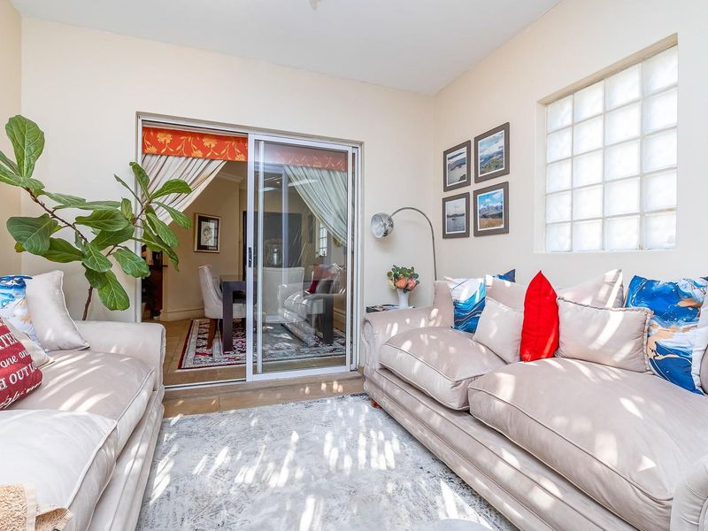 Stunning 3-Bedroom Townhouse in the Heart of Sandton - Photo 3
