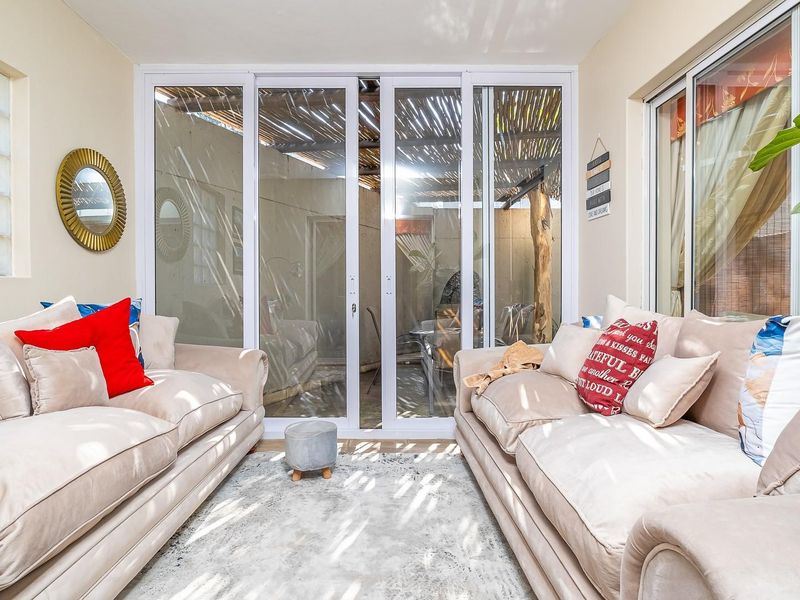 Stunning 3-Bedroom Townhouse in the Heart of Sandton - Photo 4
