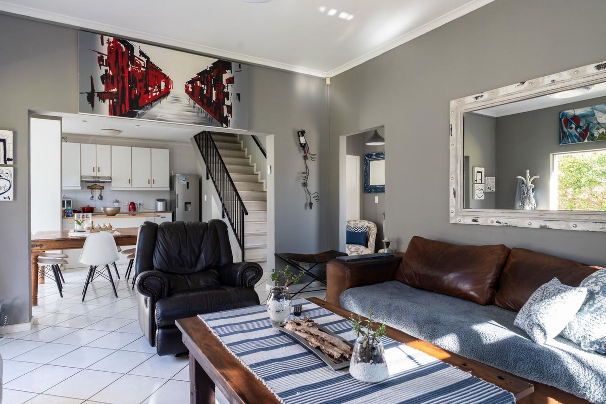 Embrace coastal living in a seaside golf estate... - Photo 5