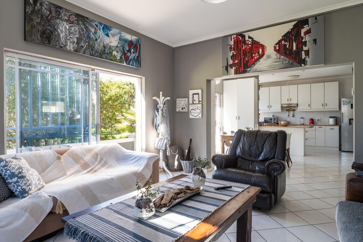 Embrace coastal living in a seaside golf estate... - Photo 4
