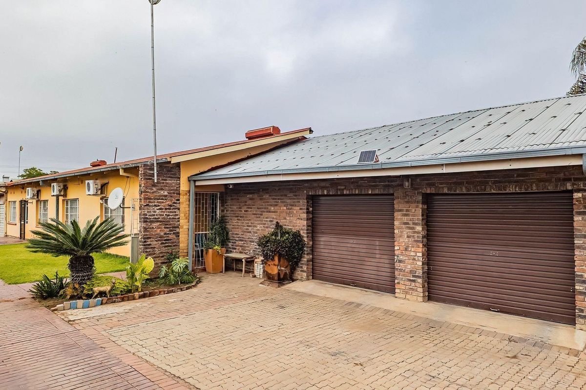 Spacious 4-Bedroom Property with Excellent Investment Potential in Annadale - Photo 2