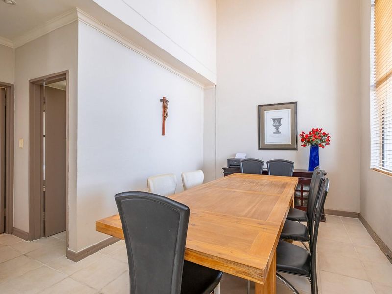 Experience Exquisite Penthouse Living at Westpoint, Sandton City - Photo 8