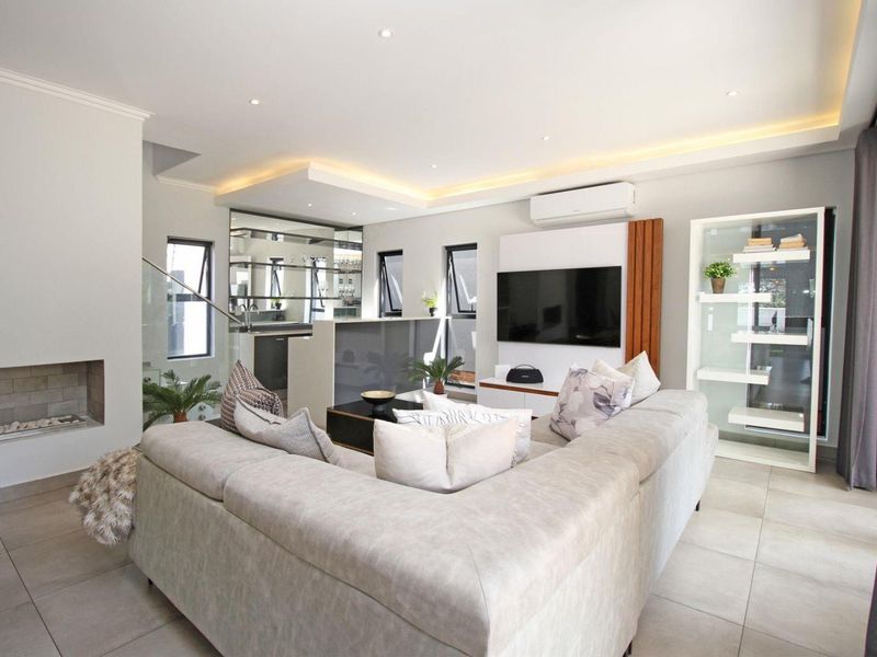 Spacious 4 Bedroom Rental Home in Bryanston - Photo 7