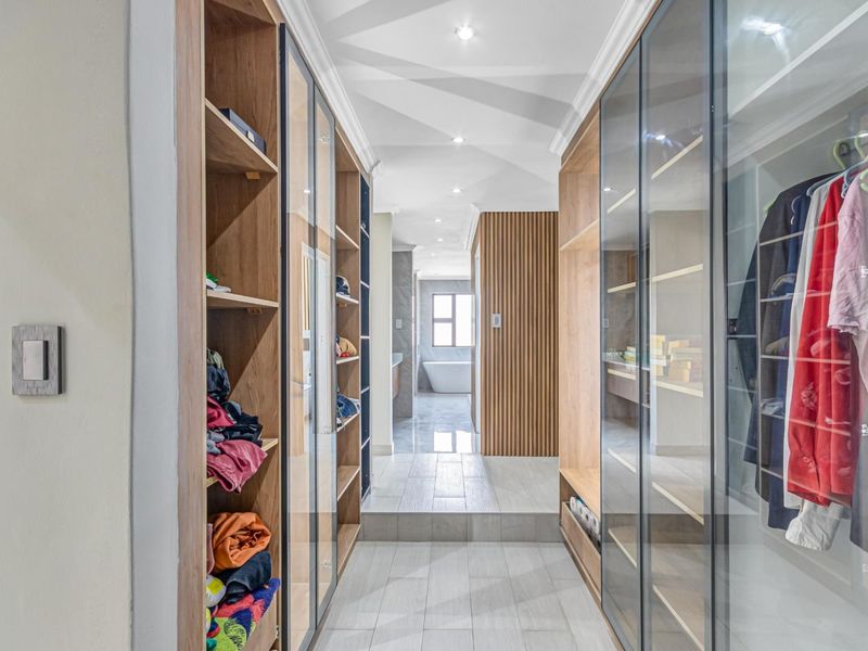 New Designer Home Bryanston- Skyline Views and Income Potential! - Photo 9