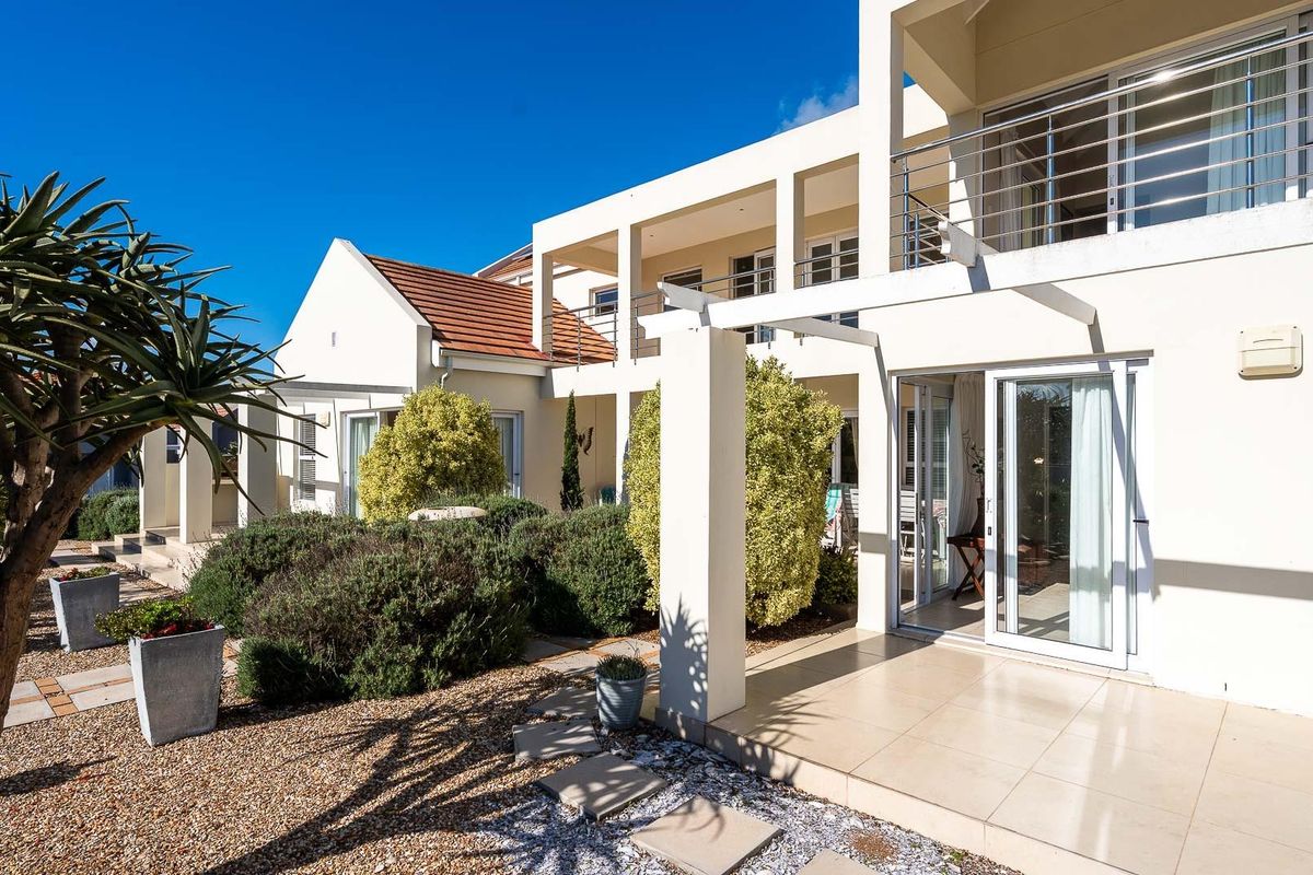 A Home With Presence. - Photo 4