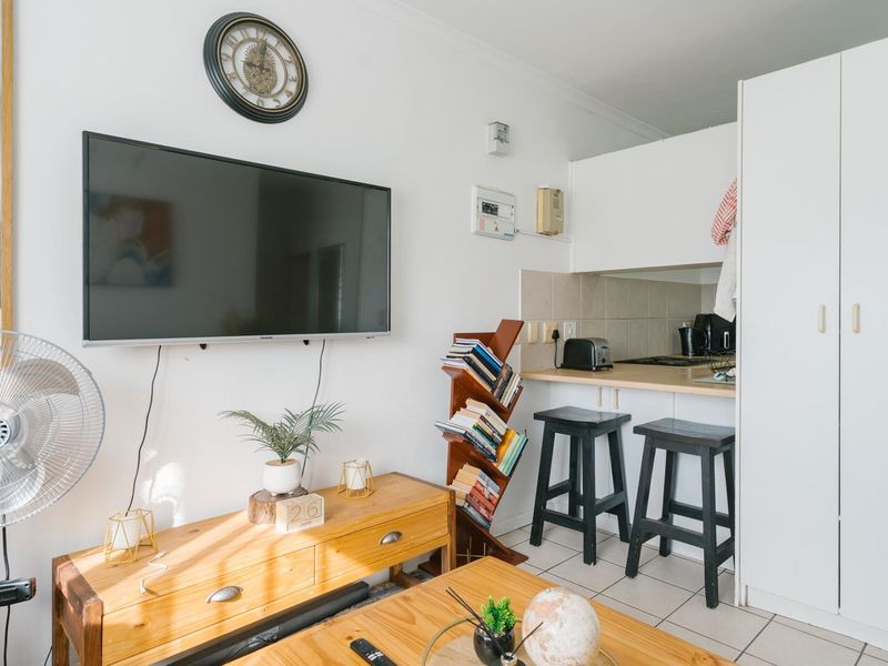 Two Bedroom Apartment - Rome - Strand - Photo 4