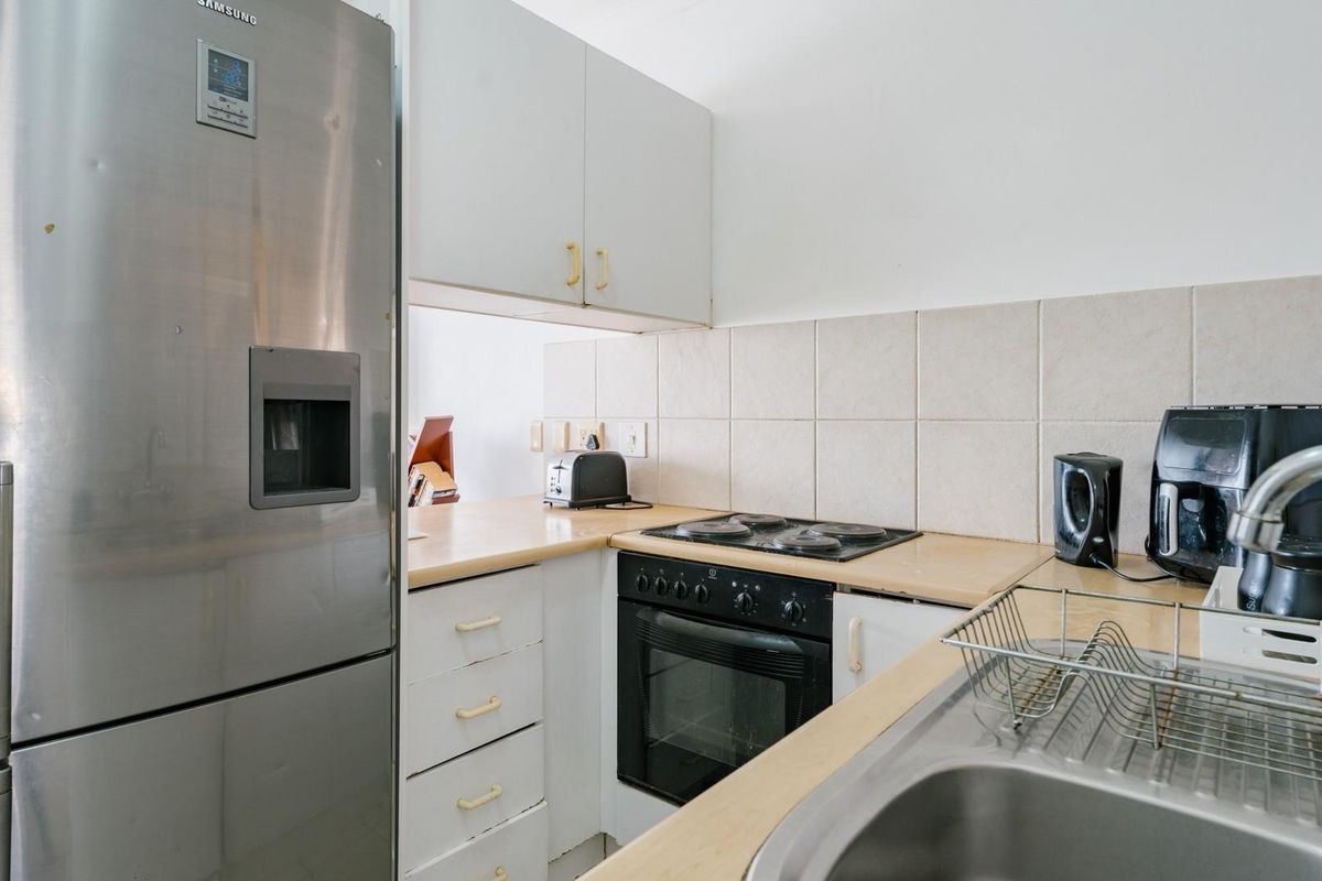 Two Bedroom Apartment - Rome - Strand - Photo 5