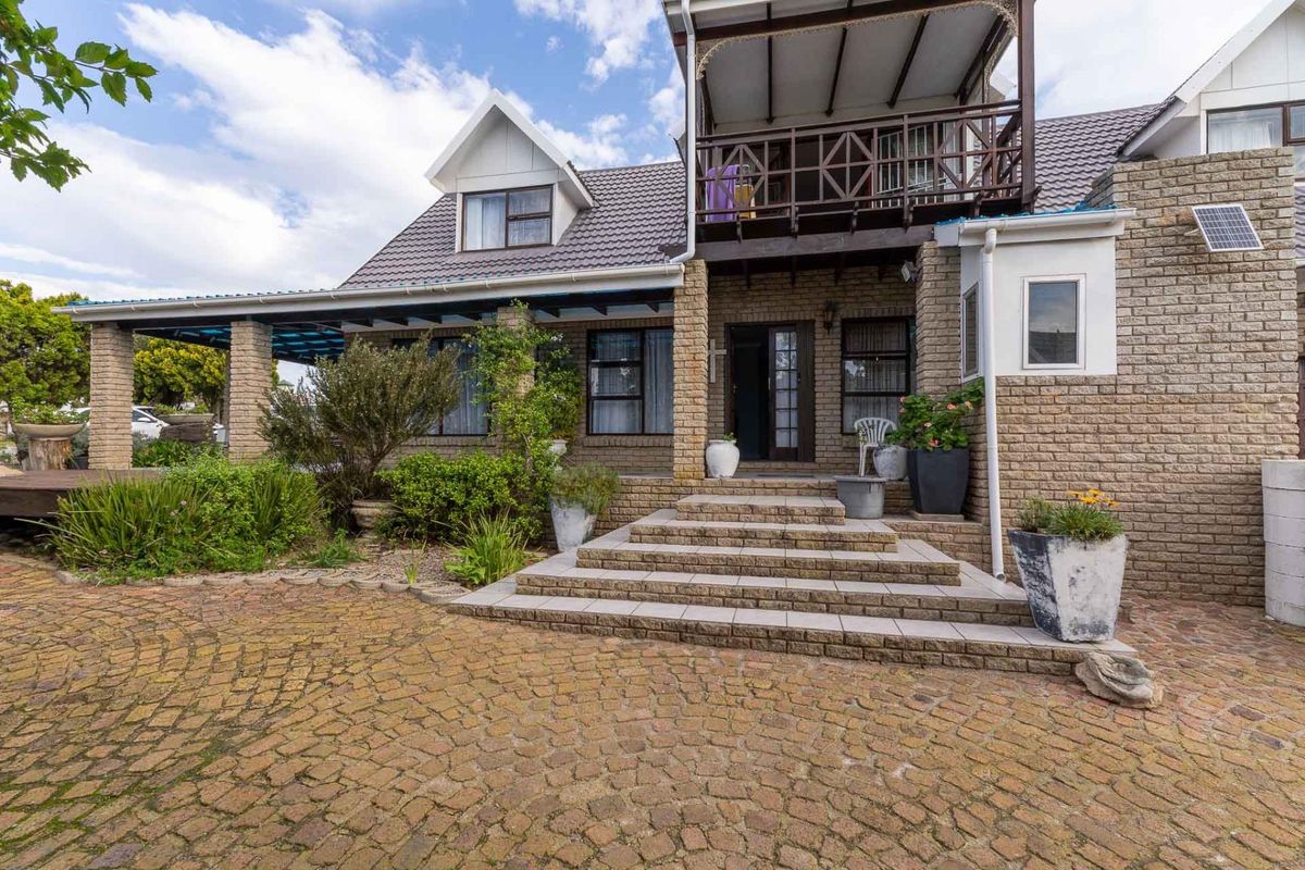 A Home with Heart, Character and Timeless Country Charm - Photo 2