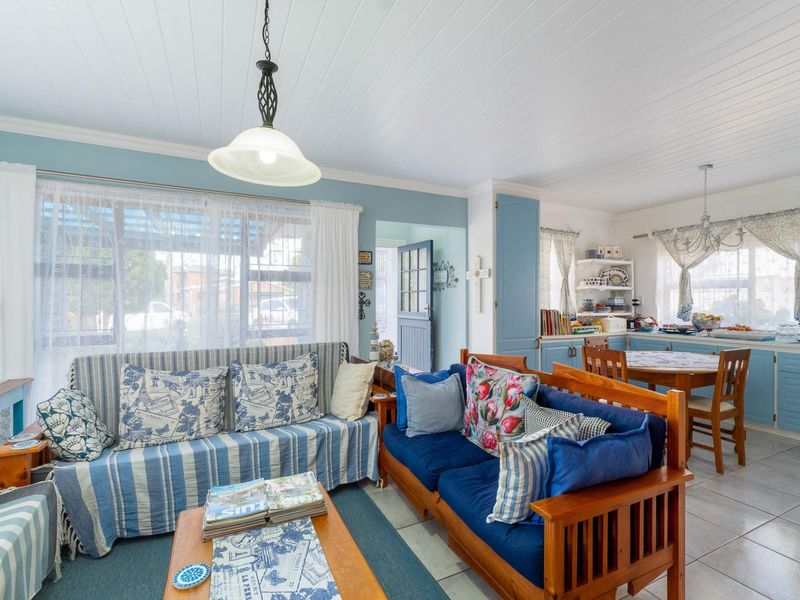 A Home with Heart, Character and Timeless Country Charm - Photo 3