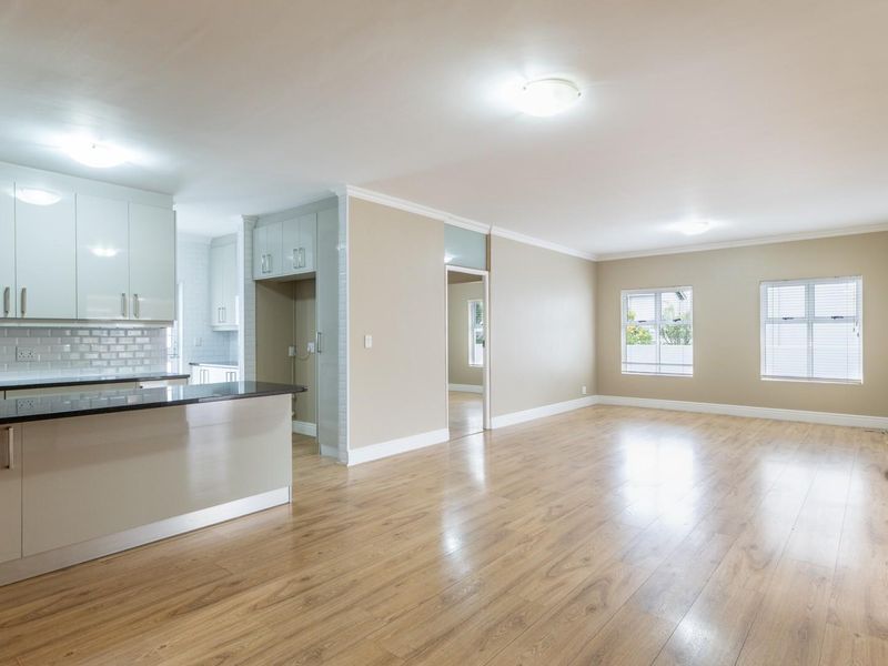 Spacious single level living on a prime corner plot in popular Avalon Estate - Photo 7
