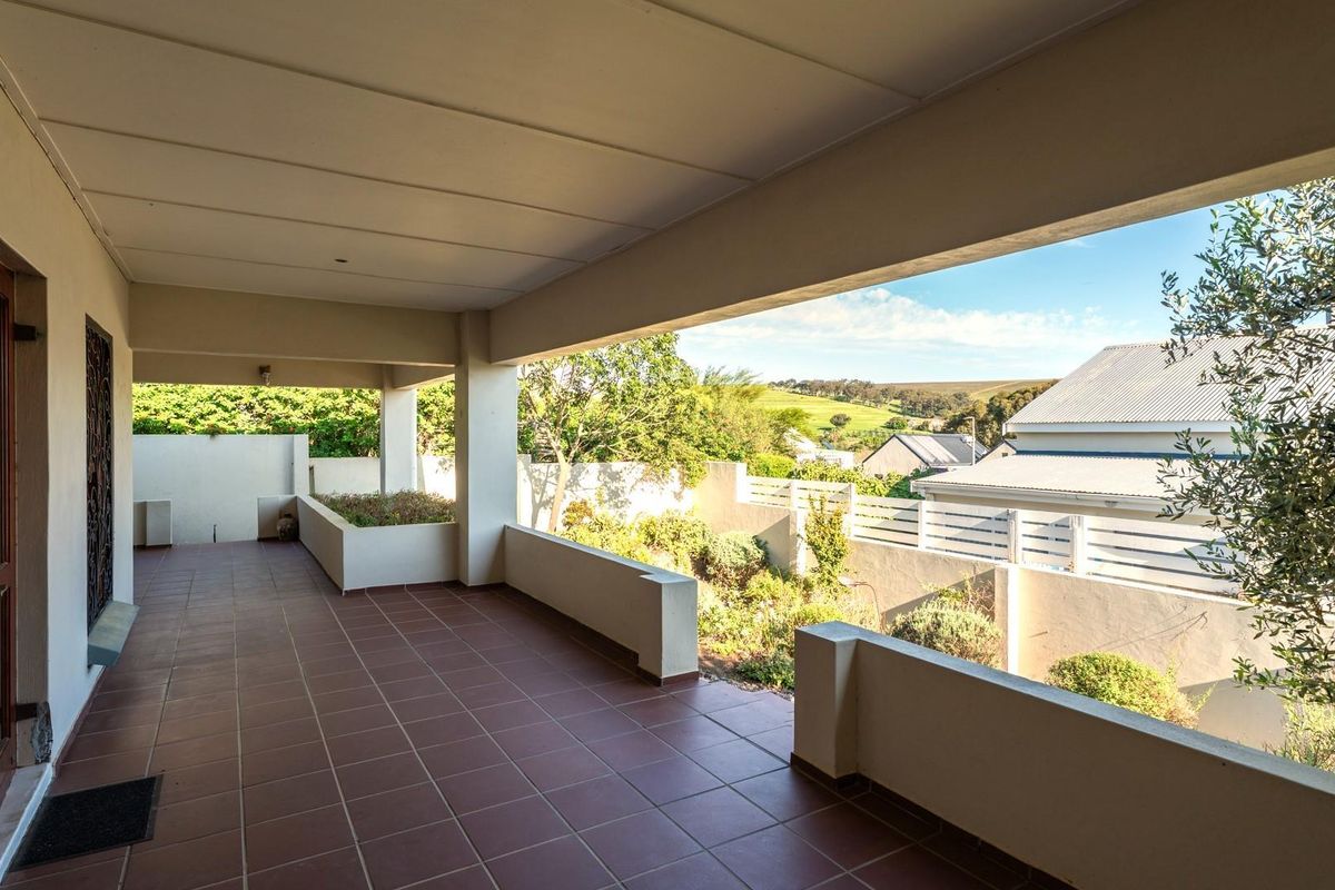 House Under Offer in Darling - Photo 4