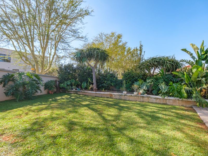 Pristine Townhouse to Rent in Featherbrooke/Homes Haven - Photo 6