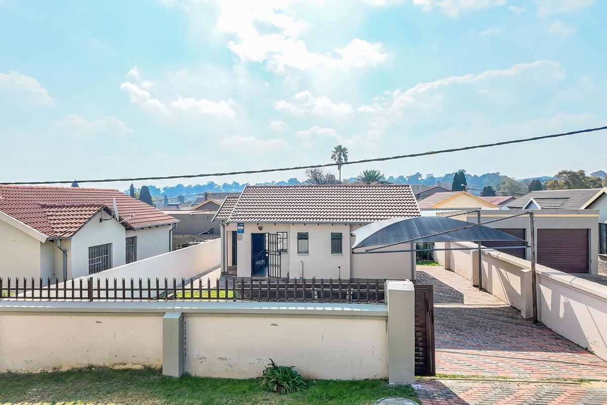 Perfect Starter Home for Young Couples - Build Your Future Here! - Photo 3