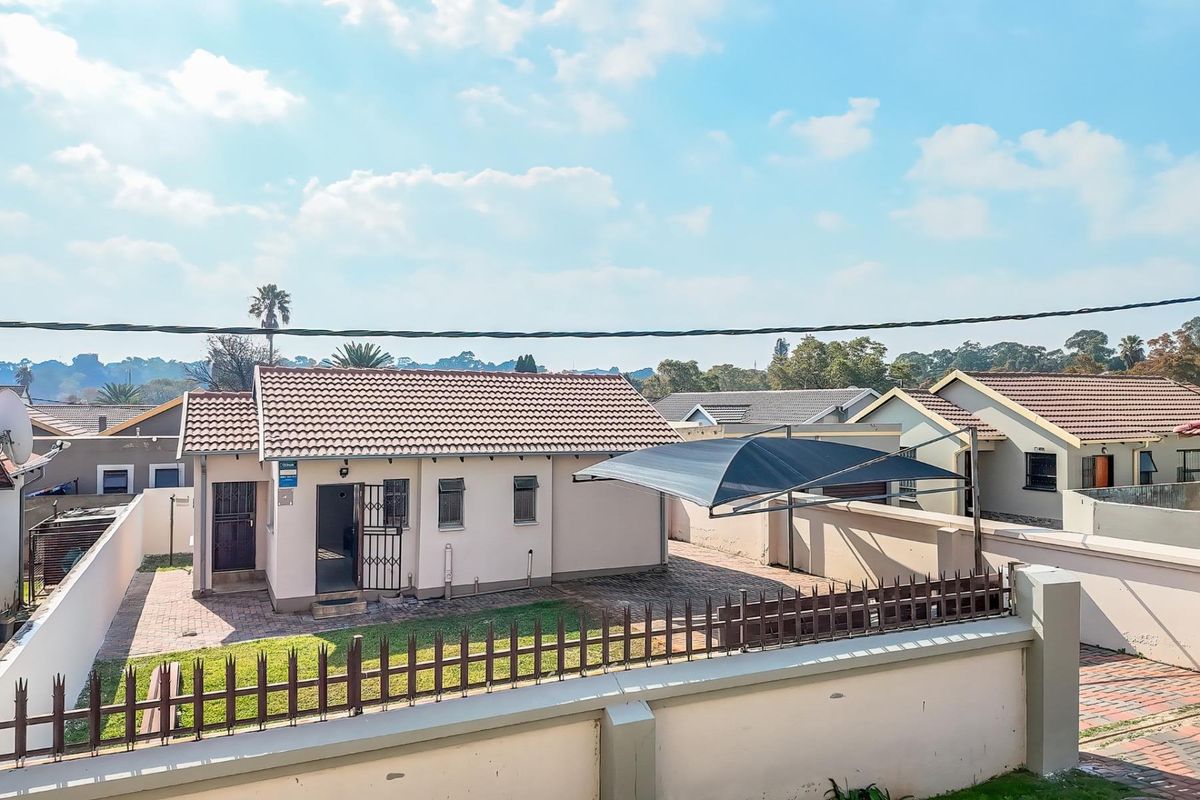 Perfect Starter Home for Young Couples - Build Your Future Here! - Photo 4