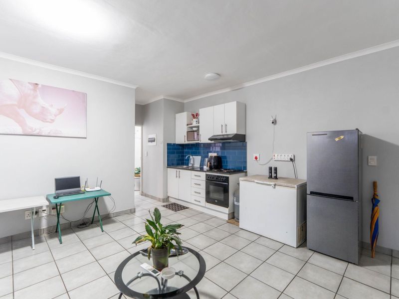 Gordon Square, Paarl Central | 1-Bedroom Apartment | Ground Floor - Photo 3