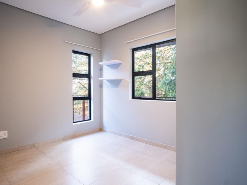 Spacious 2-Bedroom Apartment To Let in Secure Hilton Estate - Photo 9