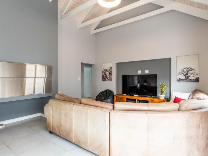 Laguna Ridge - Modern 3 Bedroom Home In Boutique Estate - Photo 10