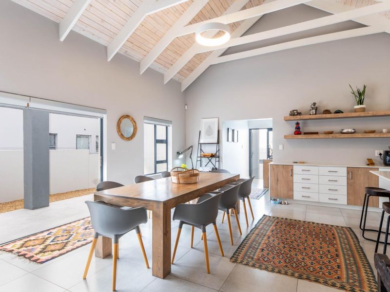 Laguna Ridge - Modern 3 Bedroom Home In Boutique Estate - Photo 6