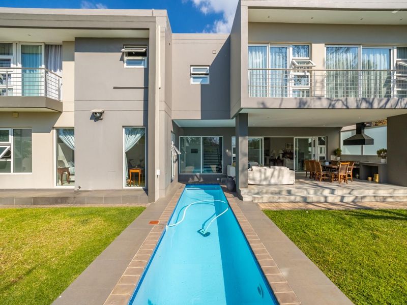Modern Family Home in a Secure Estate, Bryanston East - Photo 4