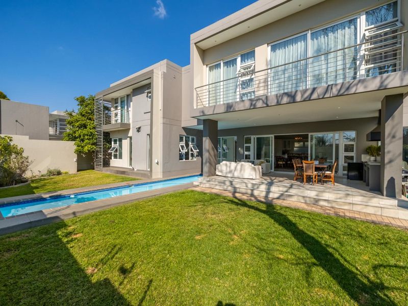 Modern Family Home in a Secure Estate, Bryanston East - Photo 2