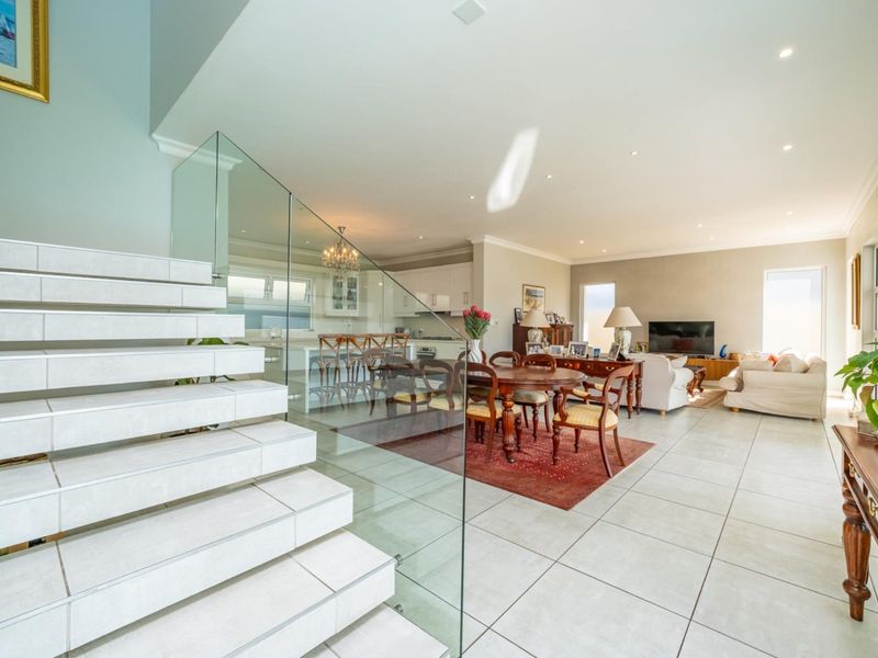 Modern Family Home in a Secure Estate, Bryanston East - Photo 7
