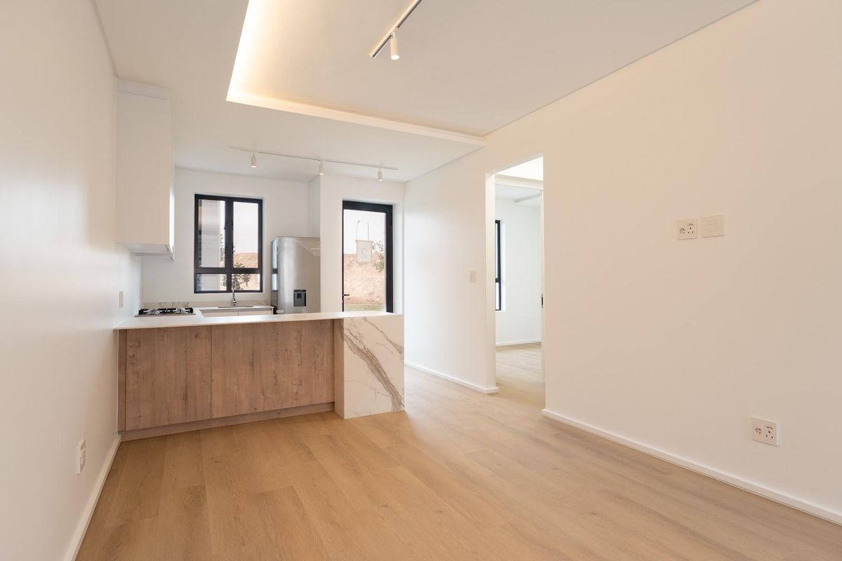 Contemporary Winelands Living at Vivante Village, Val de Vie Estate - Photo 4