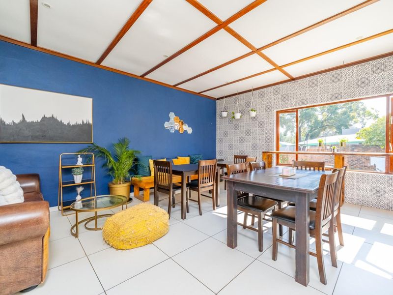 Established 12 Suite Guest House | Proven Hospitality Business | Flamwood, Klerksdorp - Photo 4