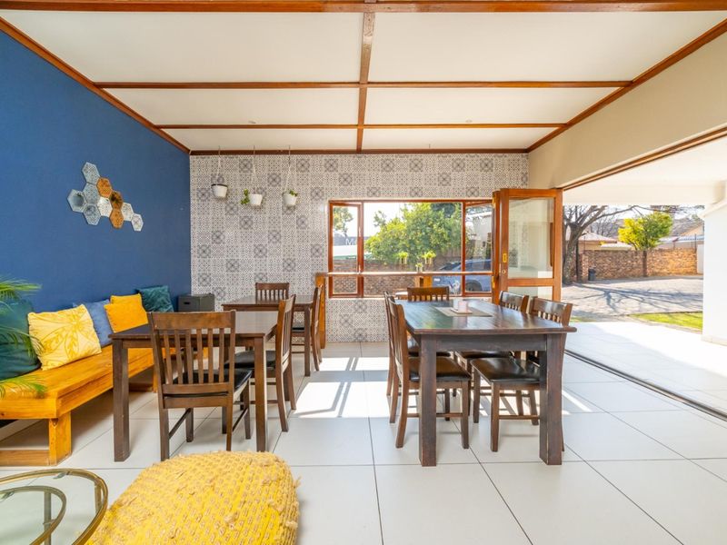 Established 12 Suite Guest House | Proven Hospitality Business | Flamwood, Klerksdorp - Photo 2